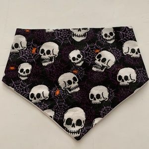Pet bandanna for a small dog or cat slip on NEW